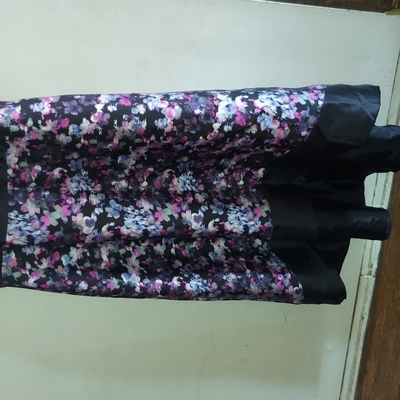 BNWOT SIZE 20W Plus Size Morgan & Company Floral Cocktail Dress - Picture 3 of 12